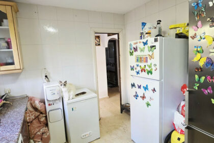 47ff0fb8d7baa4f441239c1ff808e0e6 - 12