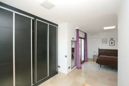 48240c683e311abbef68c700674ad9a8 - 18