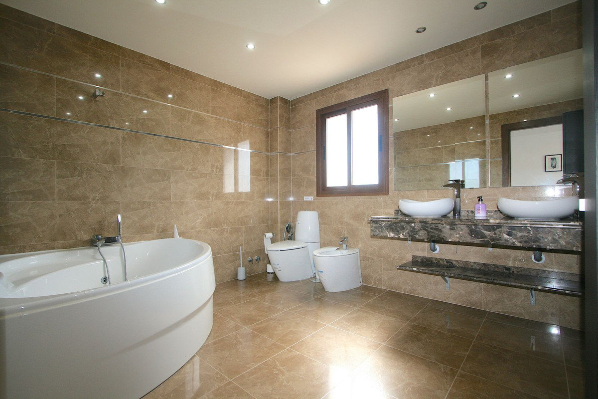 48240c683e311abbef68c700674ad9a8 - 19