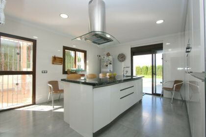 48240c683e311abbef68c700674ad9a8 - 37