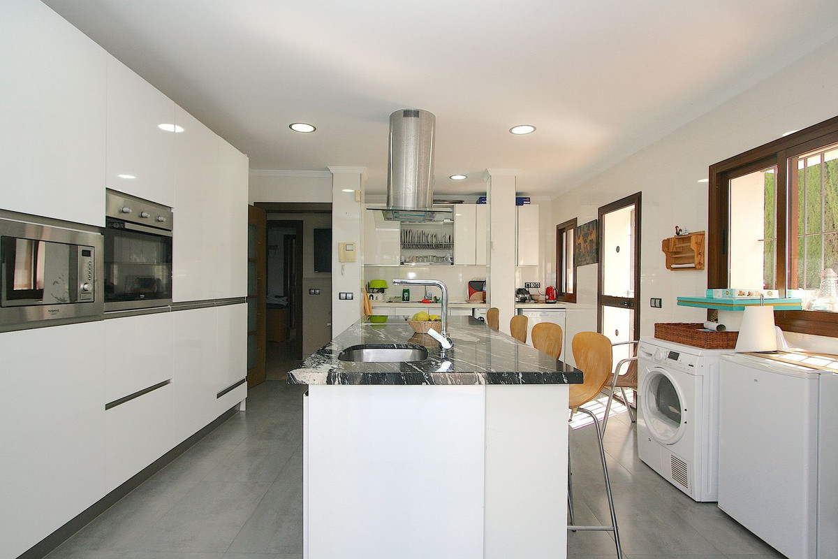 48240c683e311abbef68c700674ad9a8 - 38