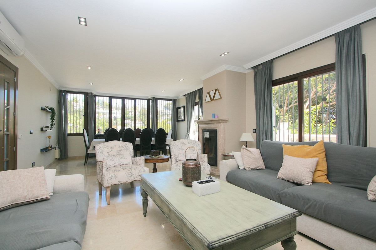 48240c683e311abbef68c700674ad9a8 - 4