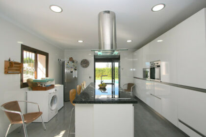 48240c683e311abbef68c700674ad9a8 - 5