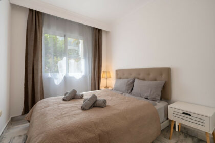 486465f3ee2612cc06acde807121ed01 - 12