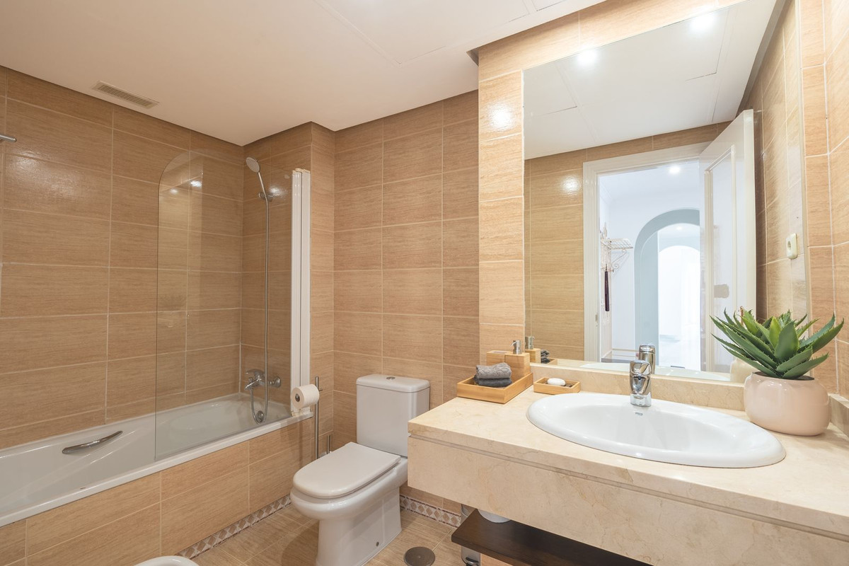 486465f3ee2612cc06acde807121ed01 - 14