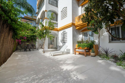 486465f3ee2612cc06acde807121ed01 - 15