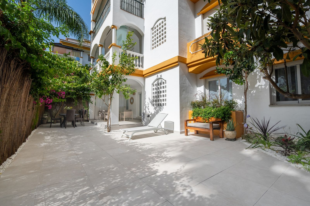 486465f3ee2612cc06acde807121ed01 - 15