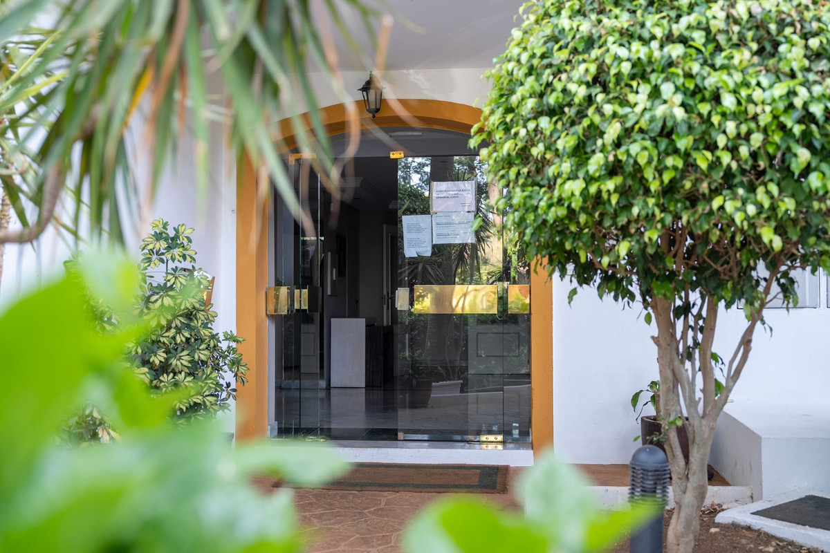 486465f3ee2612cc06acde807121ed01 - 17