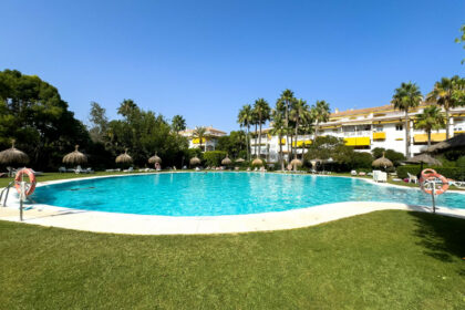 486465f3ee2612cc06acde807121ed01 - 21