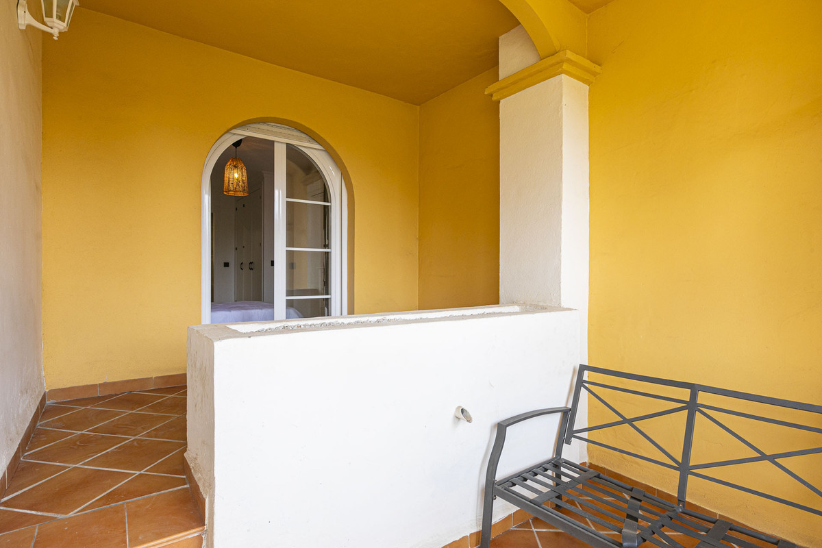 49881e5da3c5eedb0fe8028f22990427 - 39