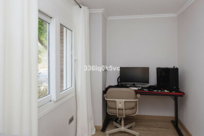 49b3344587fa662f466e98f9007ad4da - 20