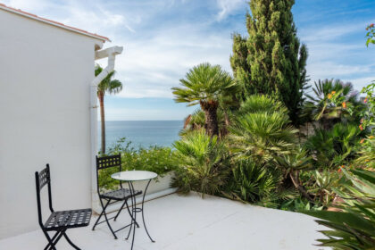 49f765680b16f7d1152daf2c1a117f3d - 24