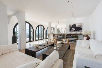 49f765680b16f7d1152daf2c1a117f3d - 8