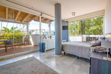 49fbfd4192af4dbfdc9e56fc3ba42835 - 1