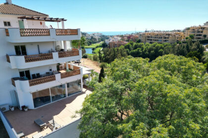 49fbfd4192af4dbfdc9e56fc3ba42835 - 21