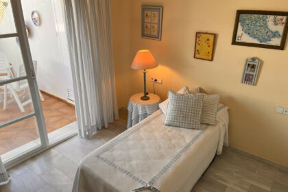 4a95a00a3e33e5d261479080a9c029c1 - 17