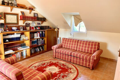 4a95a00a3e33e5d261479080a9c029c1 - 24