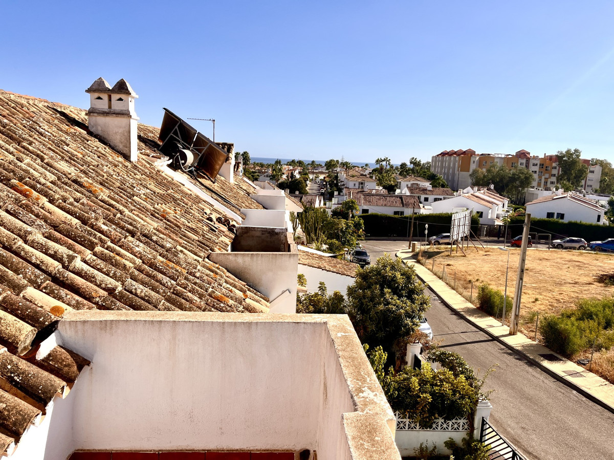 4a95a00a3e33e5d261479080a9c029c1 - 27