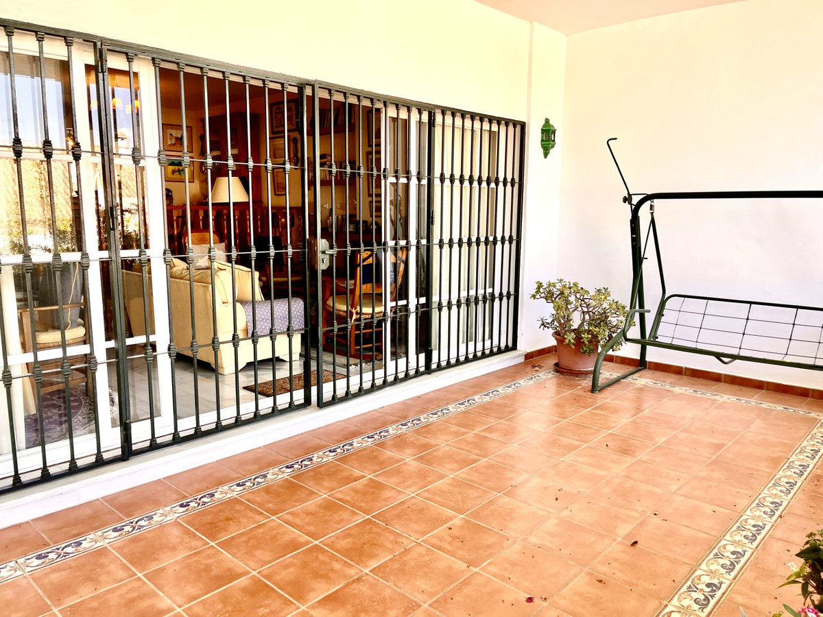 4a95a00a3e33e5d261479080a9c029c1 - 35