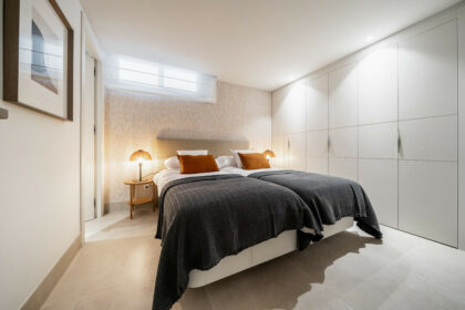 4aa67469c60fa5c67b97e9a68e822430 - 17