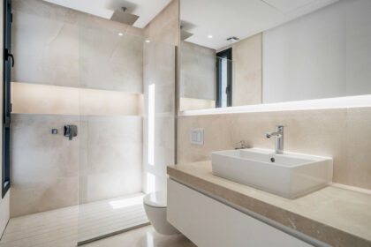 4aa67469c60fa5c67b97e9a68e822430 - 18