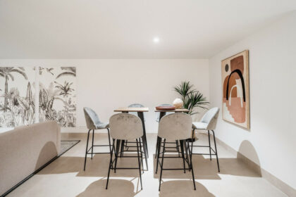 4aa67469c60fa5c67b97e9a68e822430 - 19