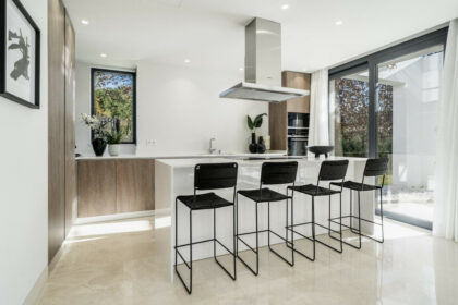 4aa67469c60fa5c67b97e9a68e822430 - 3