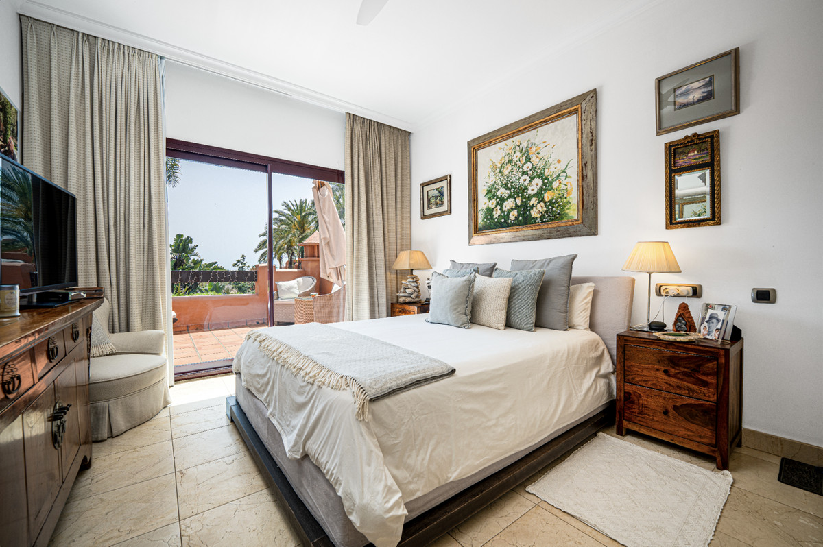 4ab4e11c83e59b7f2921ee2d87426ef6 - 29