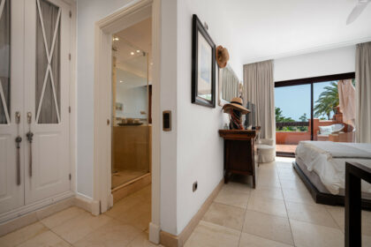 4ab4e11c83e59b7f2921ee2d87426ef6 - 4