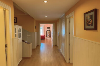 4adba2db77e87c833c88bec9a391d2e4 - 8