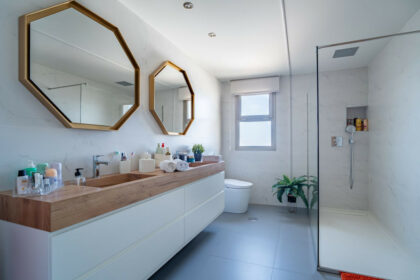 4b232f91dd8907d77b165c6f5c7ad557 - 10