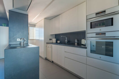 4b232f91dd8907d77b165c6f5c7ad557 - 6