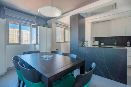 4b232f91dd8907d77b165c6f5c7ad557 - 7