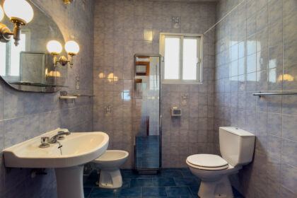 4b6fc21331eaa7f5e5a97bbef2c05428 - 34