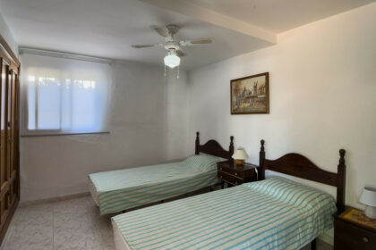 4b6fc21331eaa7f5e5a97bbef2c05428 - 38