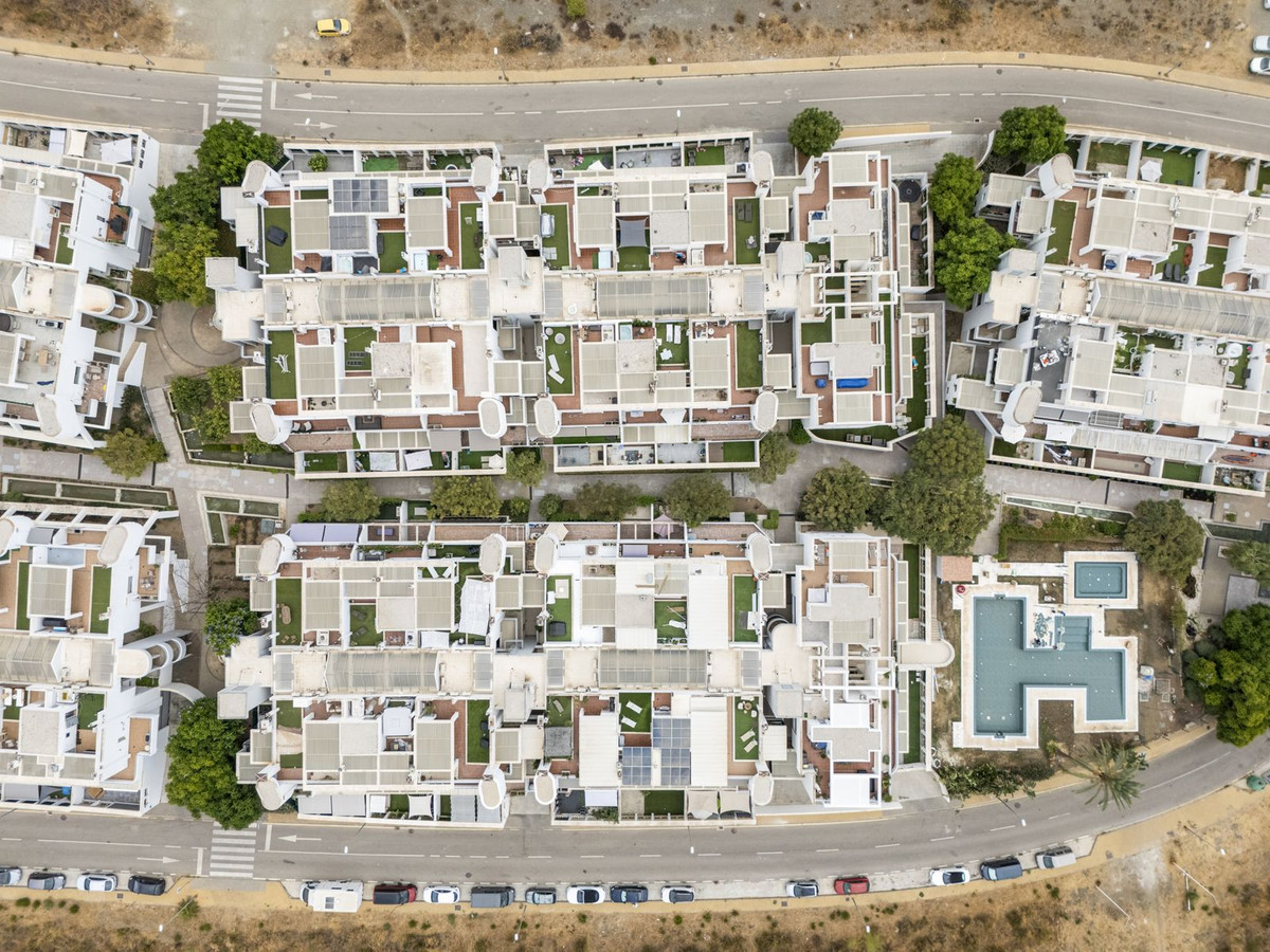 4b7ff21034a5cfcbbcf5d411401b4366 - 11