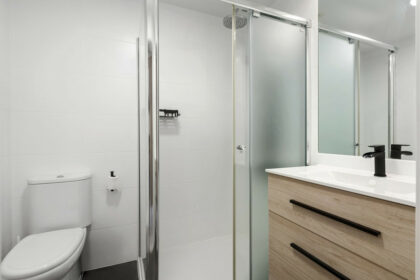 4b7ff21034a5cfcbbcf5d411401b4366 - 18