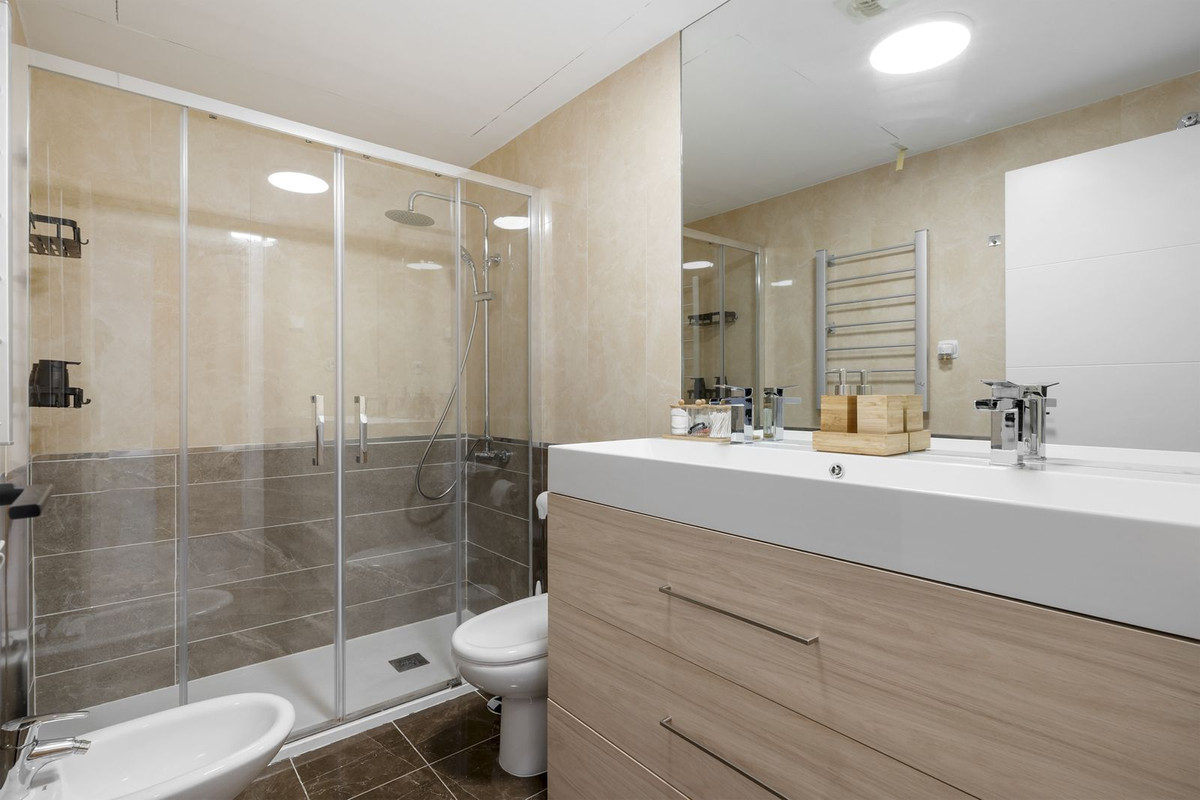 4b7ff21034a5cfcbbcf5d411401b4366 - 27