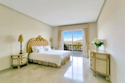 4c7f2b22d38036a653f0930945acb1f0 - 11