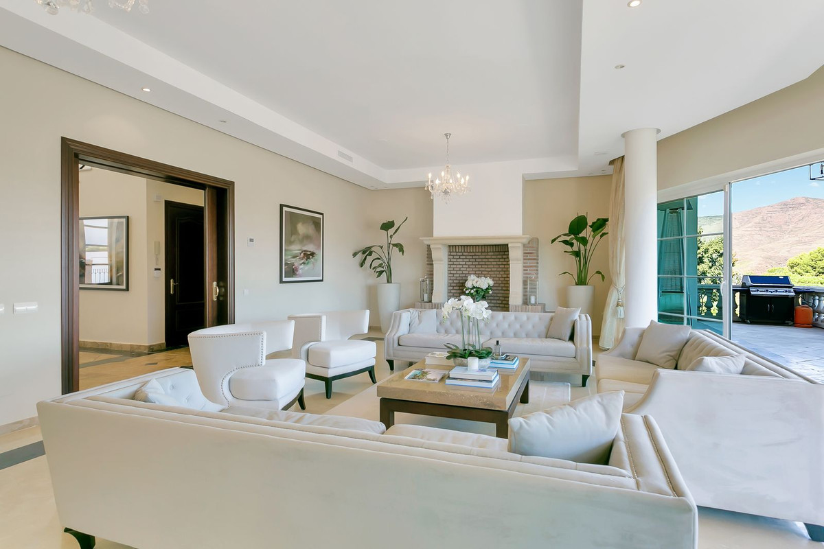 4c7f2b22d38036a653f0930945acb1f0 - 34