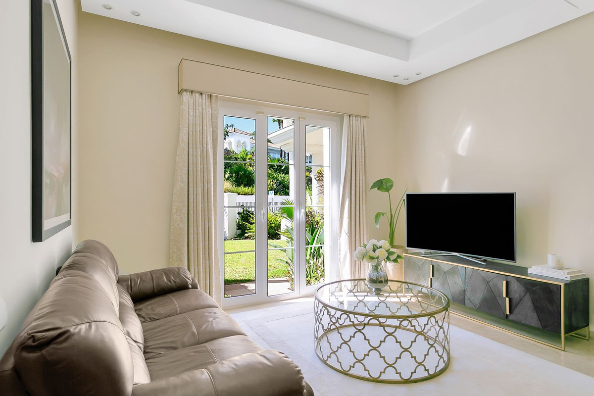 4c7f2b22d38036a653f0930945acb1f0 - 42