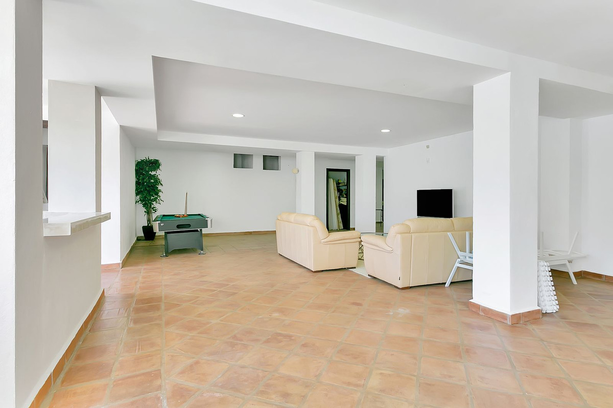 4c7f2b22d38036a653f0930945acb1f0 - 50