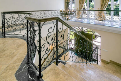 4c7f2b22d38036a653f0930945acb1f0 - 52