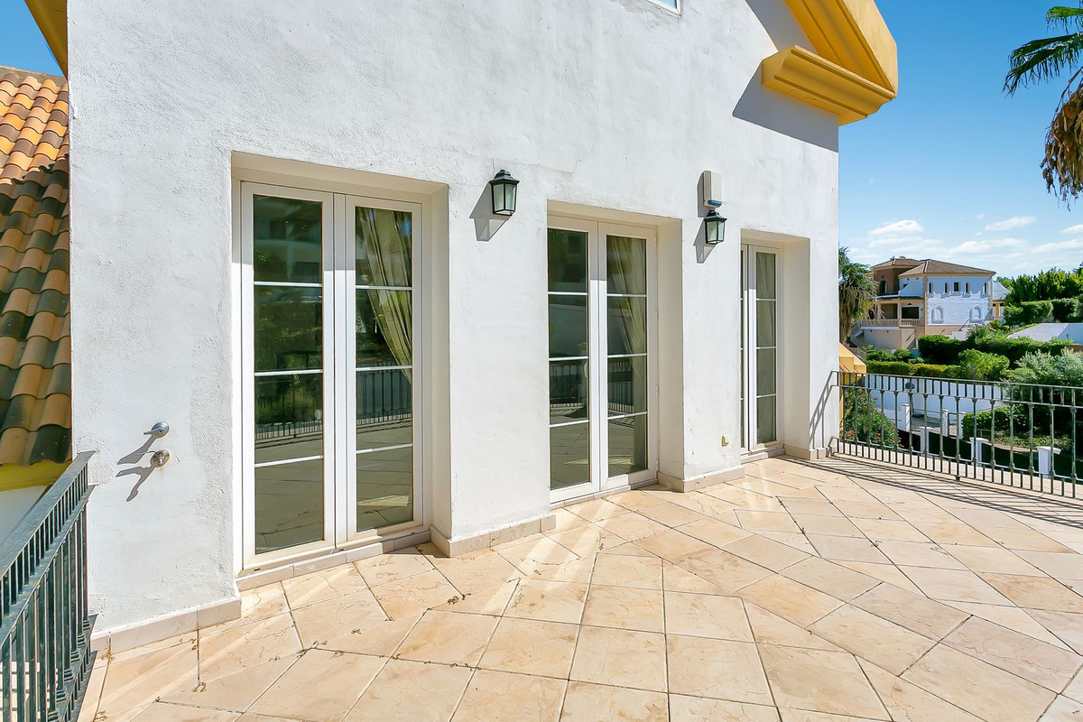 4c7f2b22d38036a653f0930945acb1f0 - 57