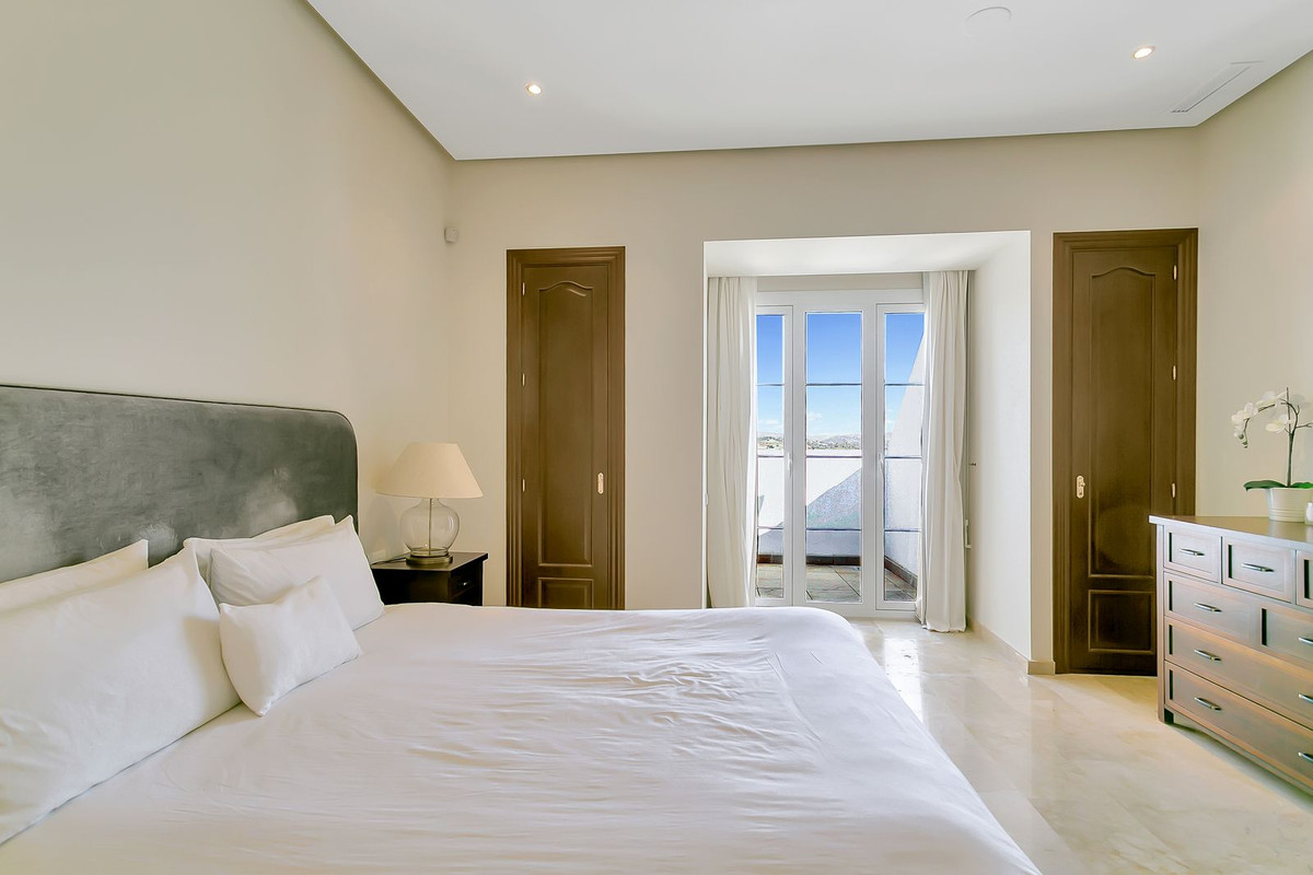 4c7f2b22d38036a653f0930945acb1f0 - 63