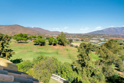 4c7f2b22d38036a653f0930945acb1f0 - 64