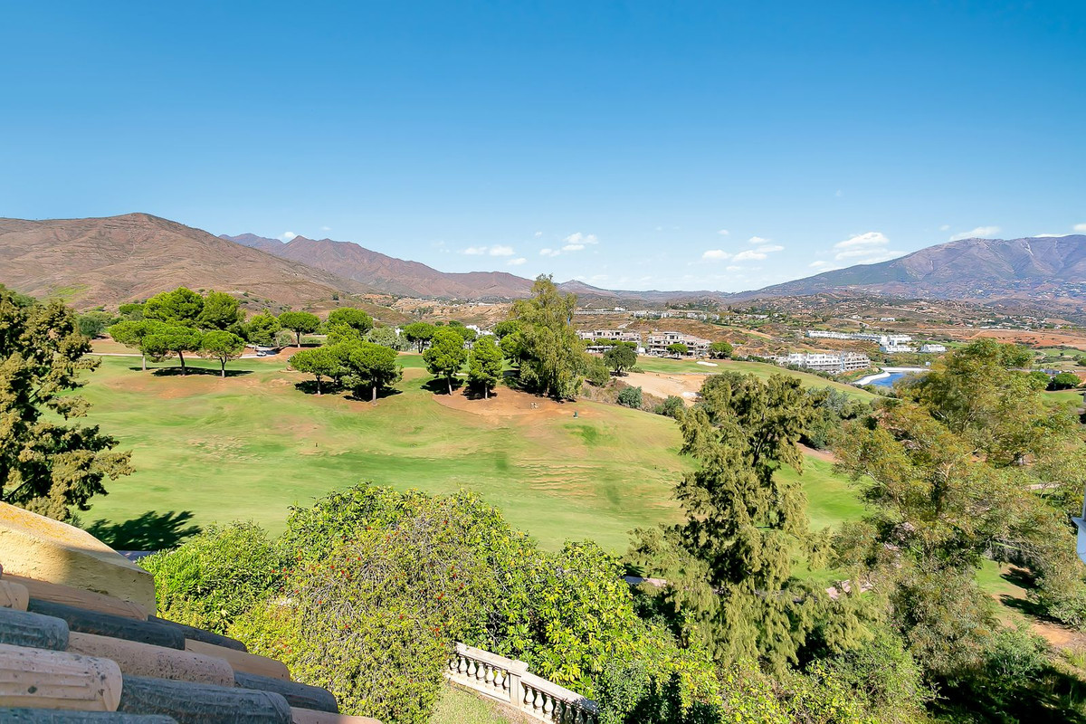 4c7f2b22d38036a653f0930945acb1f0 - 64