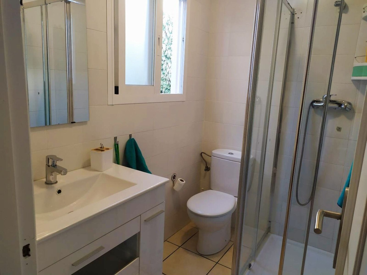 4d84c1c1519b547d3782d20071210048 - 11