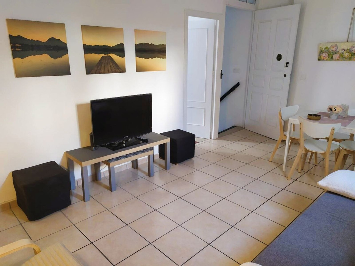 4d84c1c1519b547d3782d20071210048 - 2