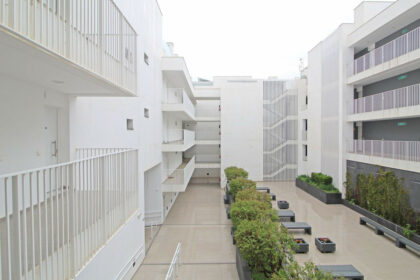 4daa54c67639388e9e39d7958d61707f - 21